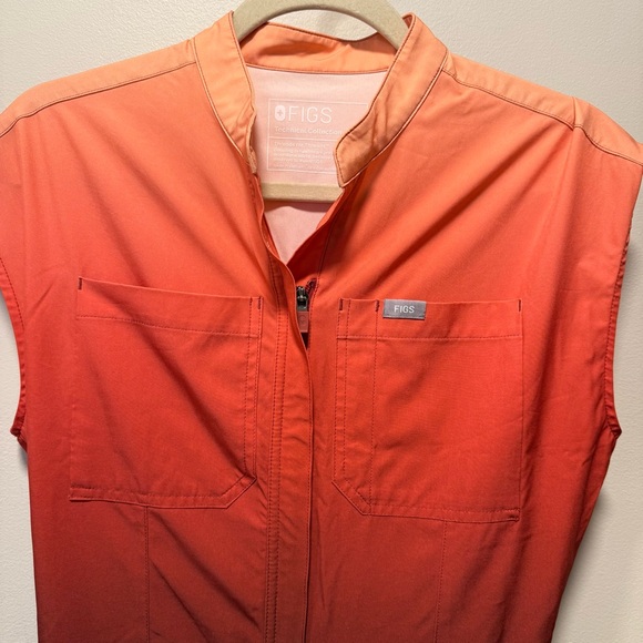 Rare FIGS Sunrise Ombré Rafaela Cargo Scrub Jumpsuit - XXS - Limited Edition - Picture 4 of 8